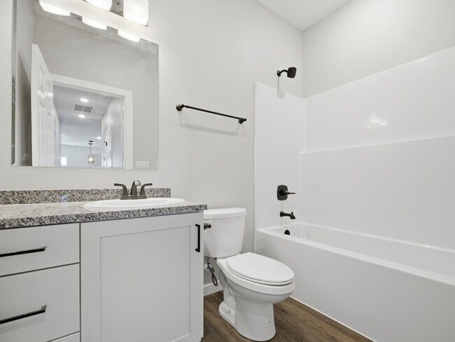 Building Photo - 109 Bailey Dr
