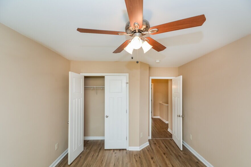 Building Photo - 22 Stonemoor Cir