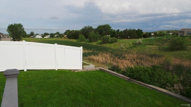 Building Photo - SPACIOUS | 3 BEDROOM | TOWNHOME | LOCATED IN AUBURN HILLS