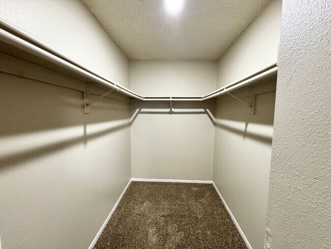 Building Photo - 2 Bedrooms with Private Bathrooms | Walk-In Closets | Laundry Hookups