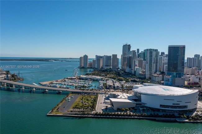 Building Photo - 1600 NE 1st Ave