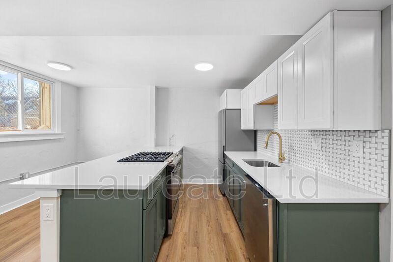 Building Photo - 1663 Gilpin St