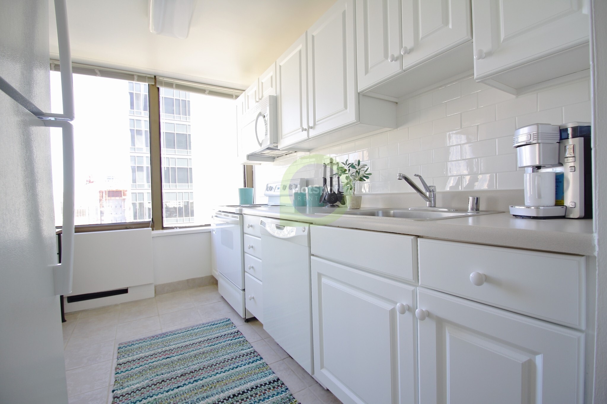 Building Photo - 343 E Ontario St