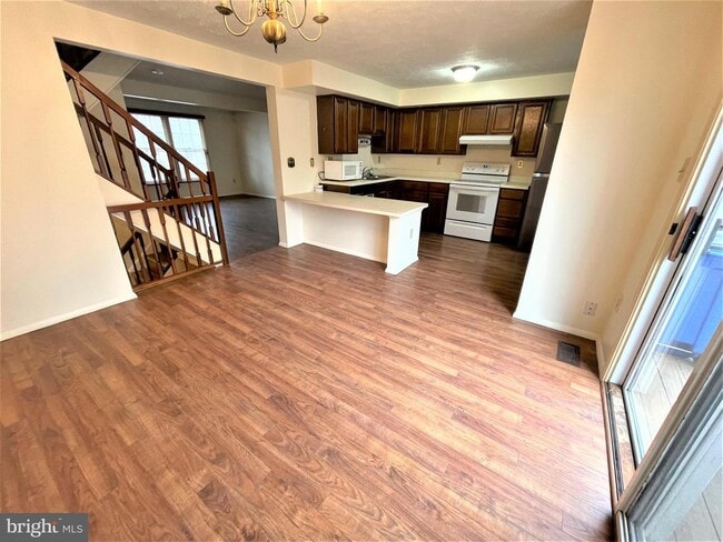 Building Photo - 12541 Laurel Grove Pl