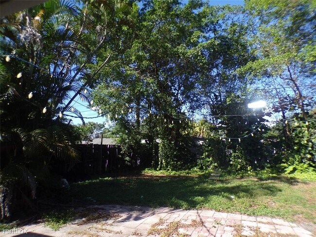 Building Photo - 4 br, 2 bath House - 5641 Freedom St 1