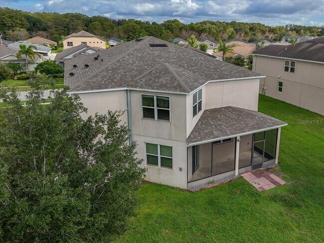 Building Photo - 1527 Angler Avenue