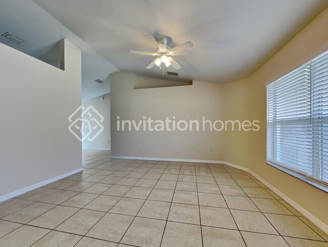 Building Photo - 518 Stephenson Ave