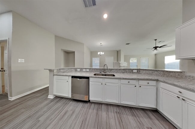 Building Photo - 1266 Deerbrook Dr