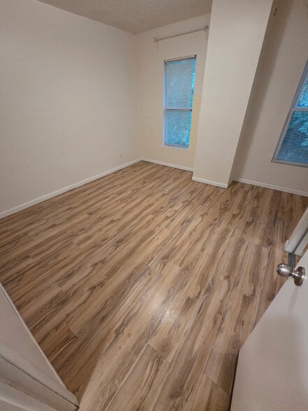 Building Photo - 475 Sherman St