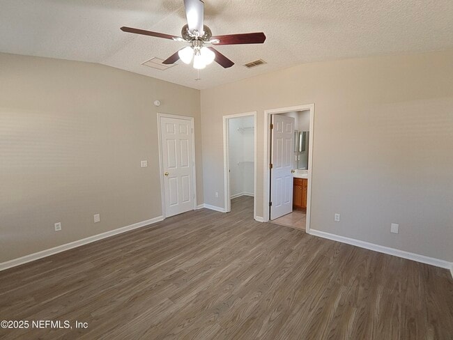 Building Photo - 1250 Bedrock Dr