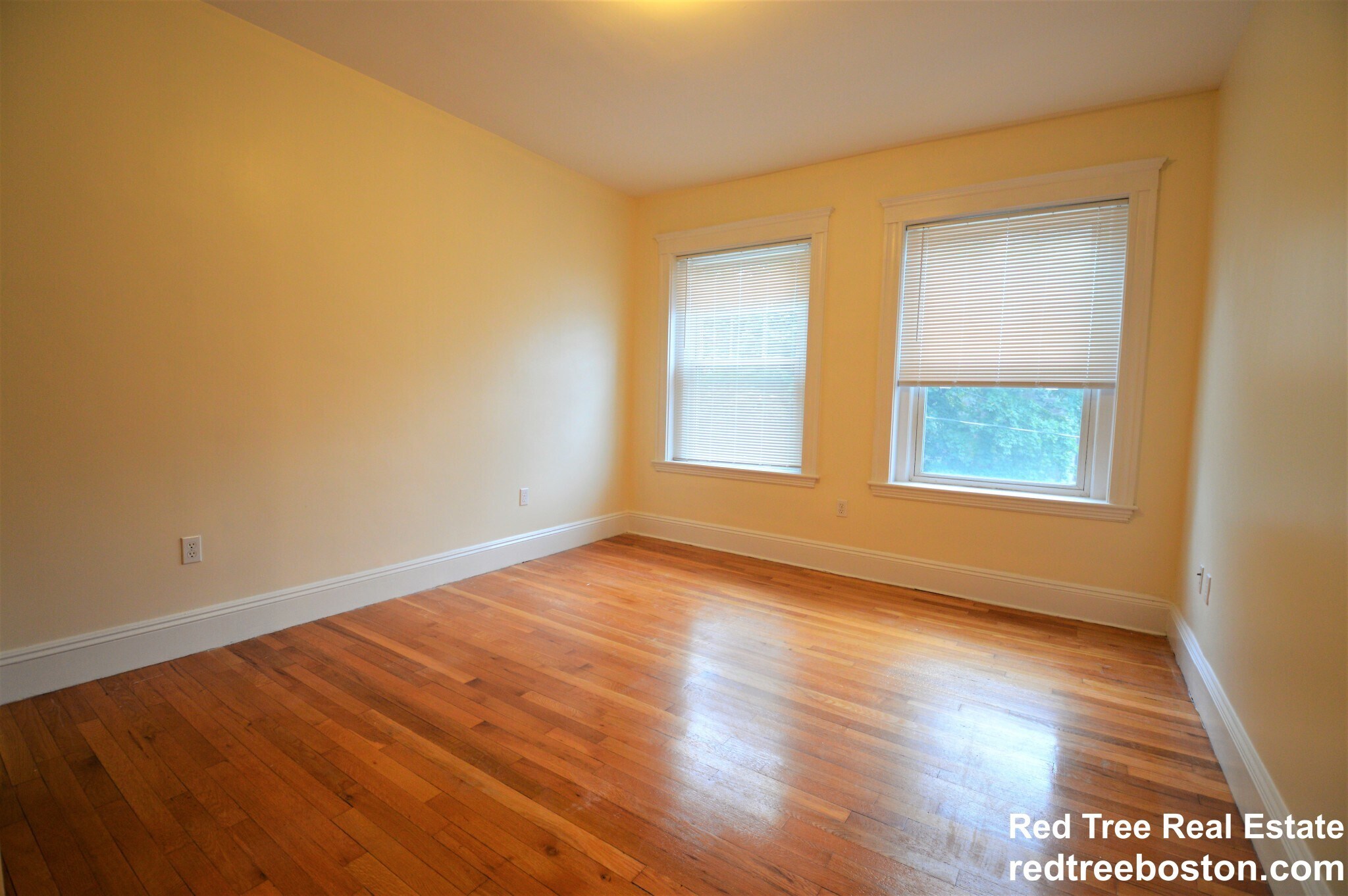 Building Photo - 191 Winthrop Rd