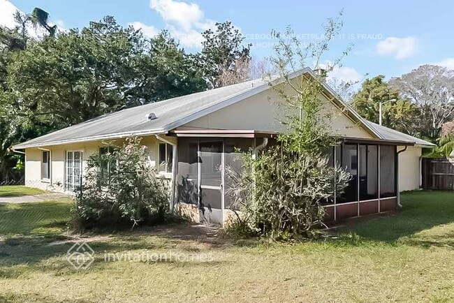 Building Photo - 503 Hillside Ct