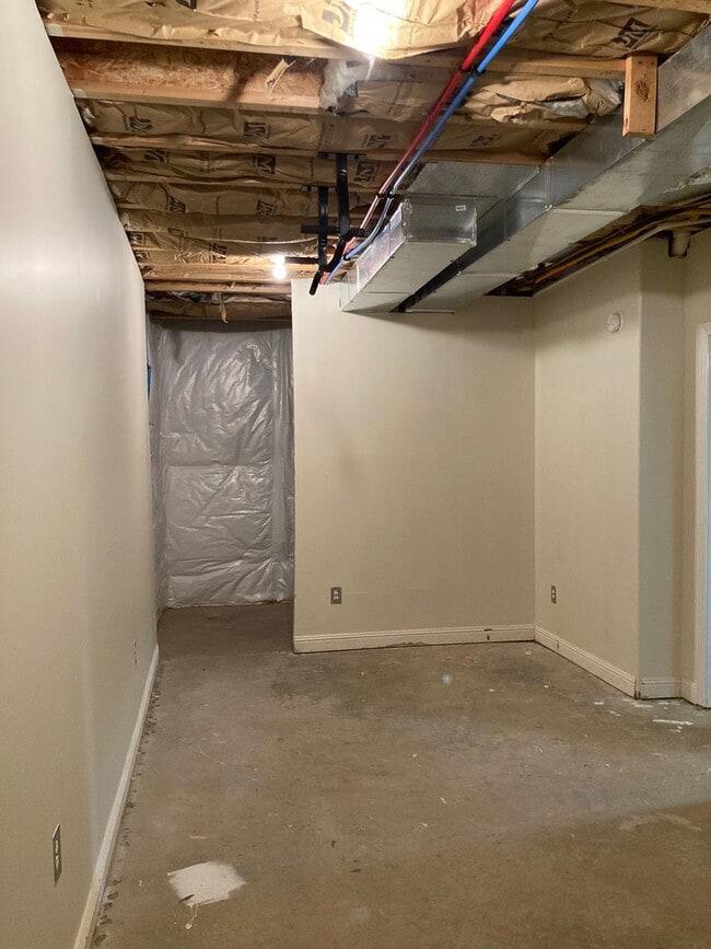 Building Photo - 108 Carriage Hills Ln