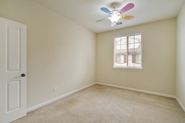 Building Photo - 5266 Fioli Loop