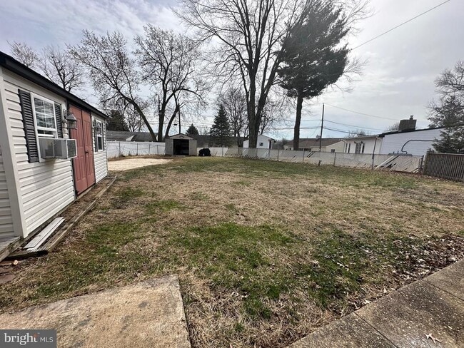 Building Photo - 120 Lebbie Ln