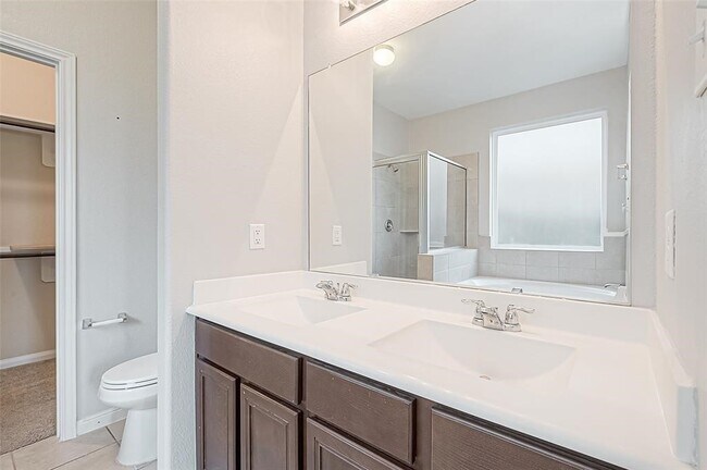 Building Photo - 24930 Scarlatti Cantata Dr