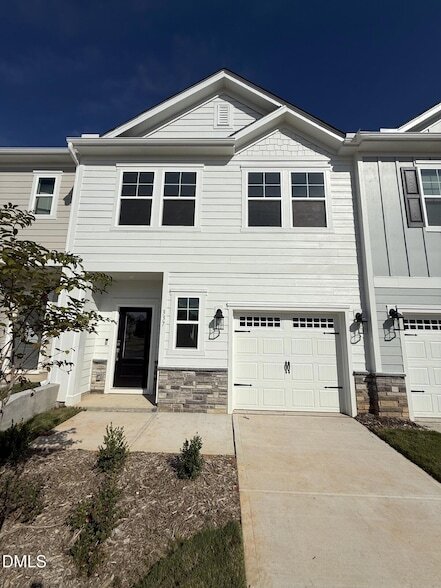 Building Photo - 337 Sweetbay Tree Dr