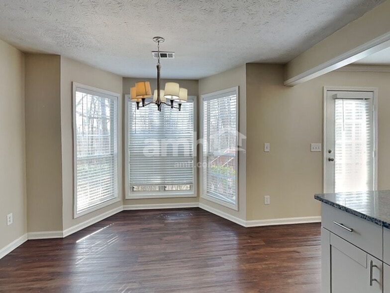 Building Photo - 1785 Summit Edge Cir