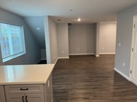 Building Photo - 1914 Holly Dr