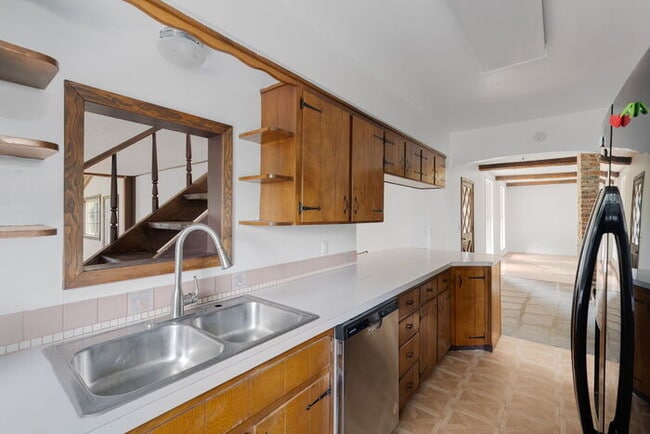 Building Photo - FOUR BEDROOM CHARMER WITH ADU IN CASTLE ROCK