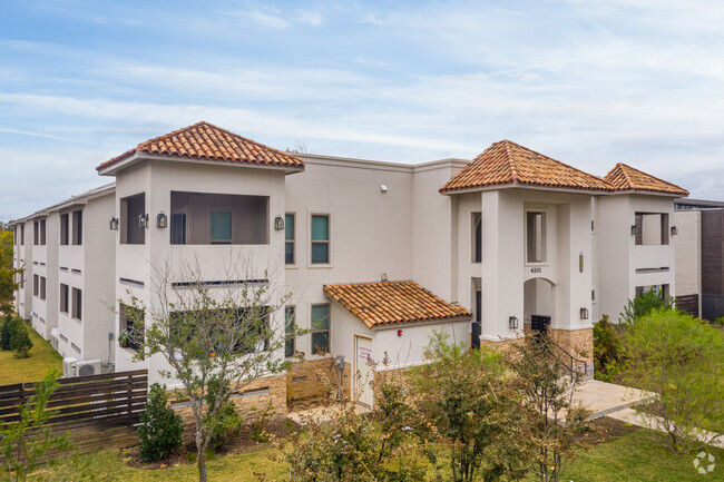 Building Photo - San Jose Apartments