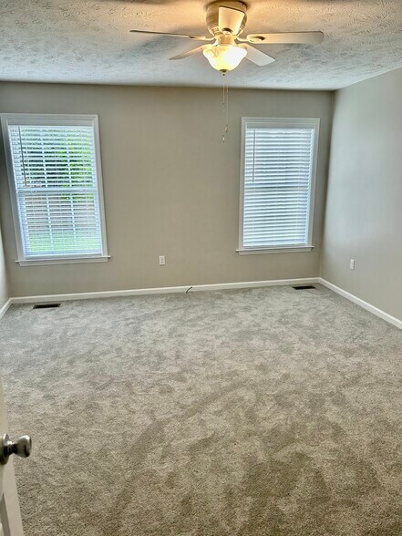 Building Photo - 1130 Alexwood Dr