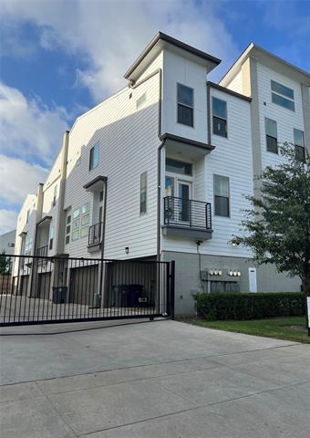 Building Photo - 4706 Virginia Ave