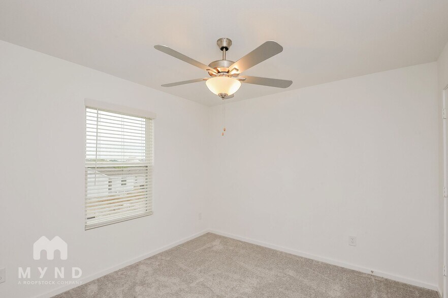 Building Photo - 2764 Mistwood Dr