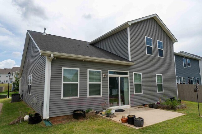 Building Photo - 8 Callen Oak Wy