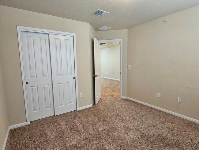 Building Photo - 808 Lost Pines Ln