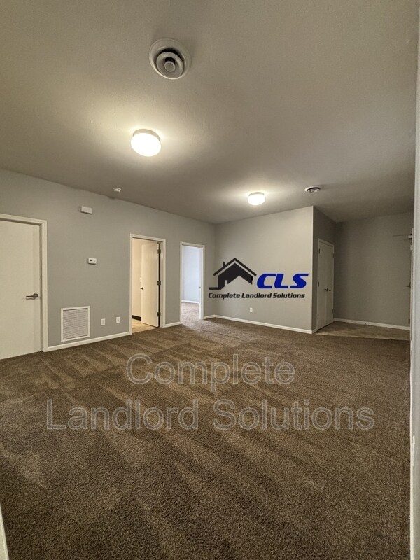 Building Photo - 1400 North Ave