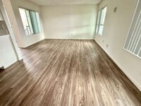 Building Photo - Del Coronado Villas 3