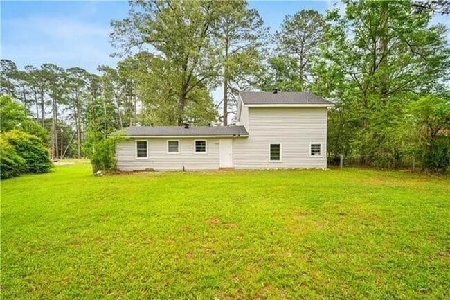 Building Photo - 1219 Paradise Rd