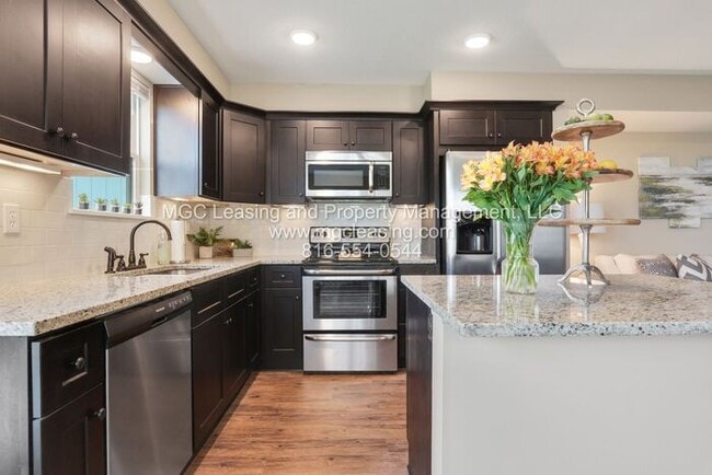 Building Photo - December Move In Special at Serrano - $1,000 Credit w/ a 15 Month Lease!