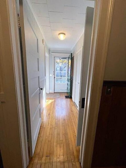 Building Photo - 2191 Five Mile Line Rd