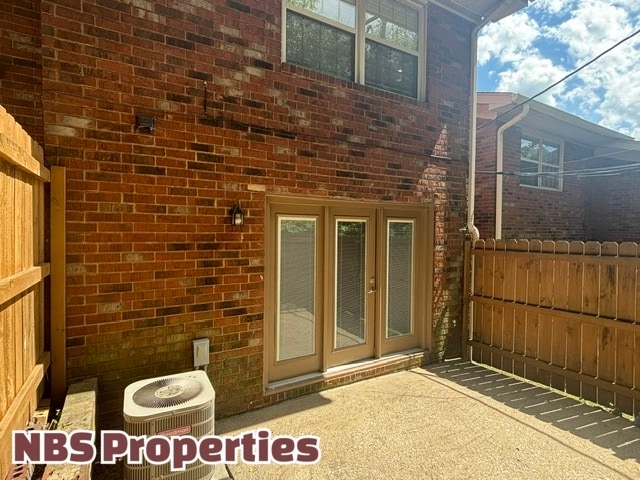 Building Photo - 6529 Deane Hill Dr