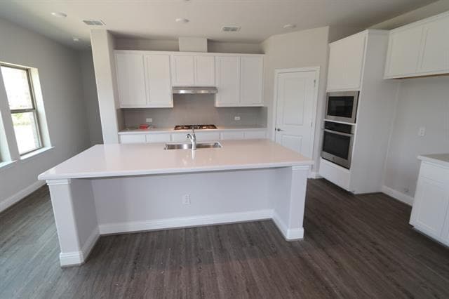 Building Photo - 833 Tennessee Dr