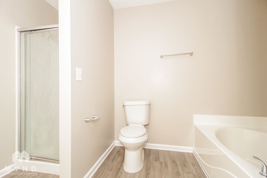 Building Photo - 6551 Snow Bird Ln