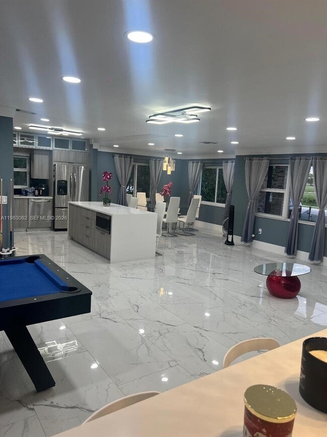 Building Photo - 1430 Polk St