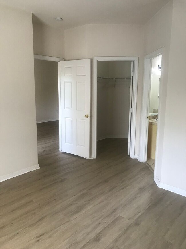 Building Photo - 3593CR#434(100)