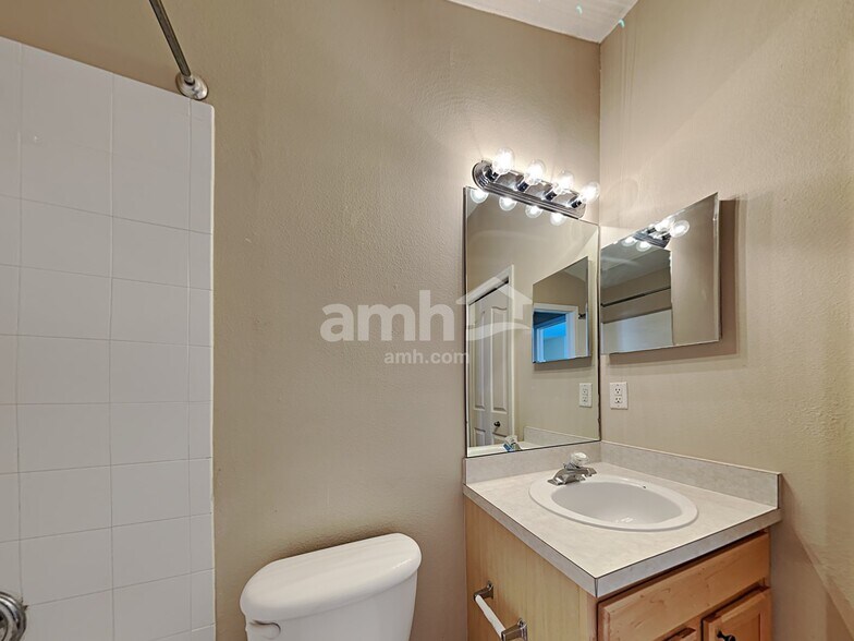 Building Photo - 10602 Drayton Ct