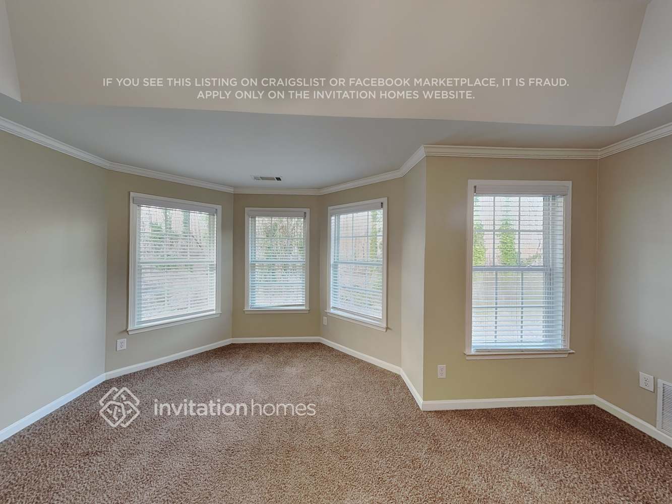 Building Photo - 1160 Martins Down Dr SE