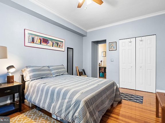 Building Photo - 3405 Greenway