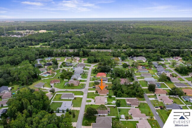 Building Photo - 40 Persimmon Dr