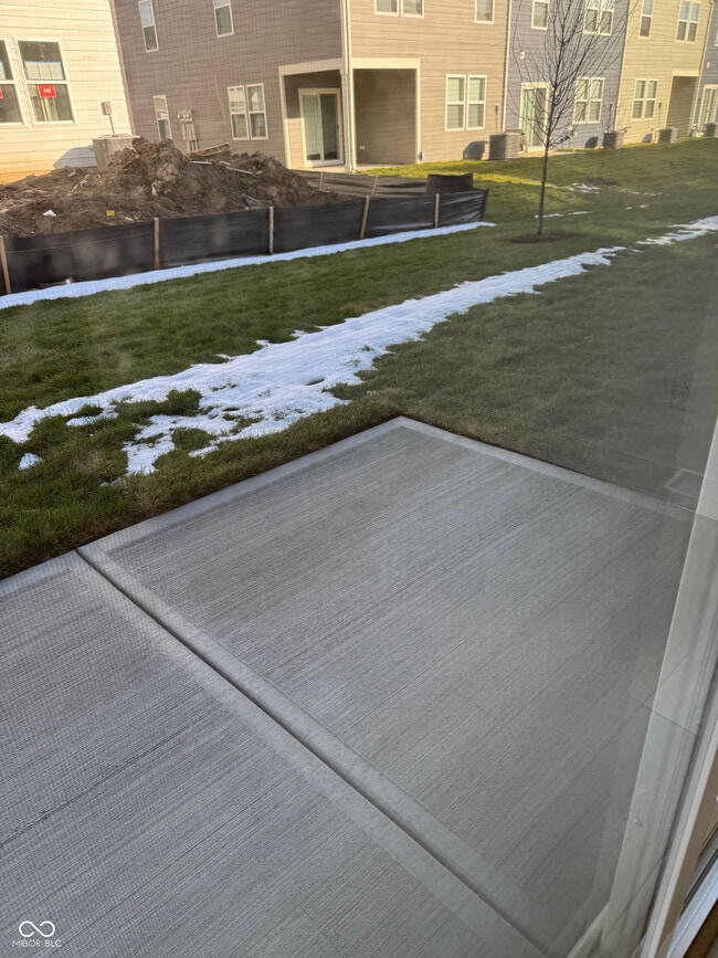 Building Photo - 15174 Swallow Fls Wy