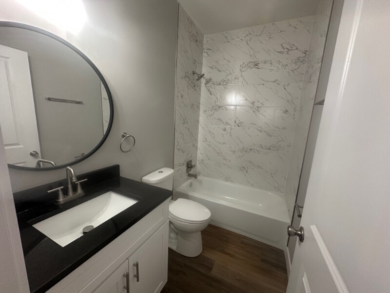 Building Photo - 2612 Boulevard Pl