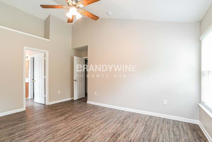 Building Photo - 529 Grantham Ln