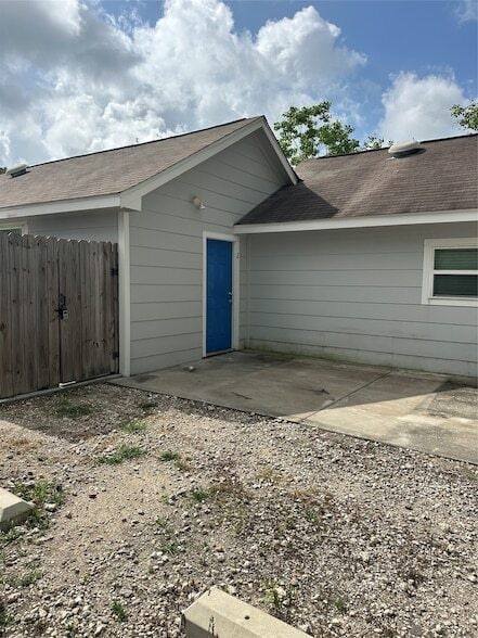 Building Photo - 7307 Avenue O