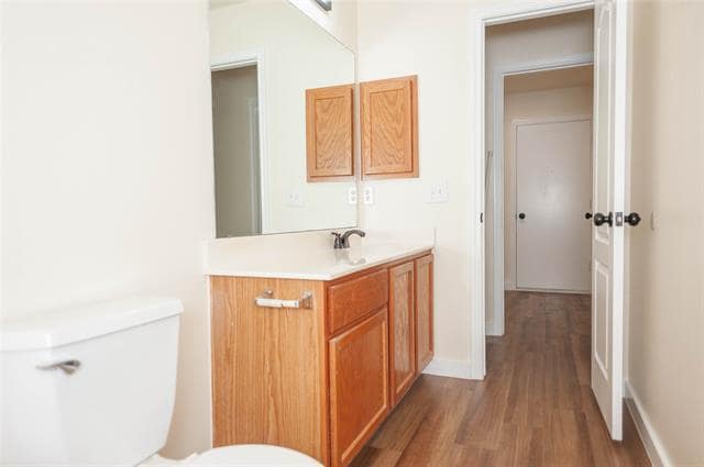 Building Photo - 108 Hollow Tree Dr