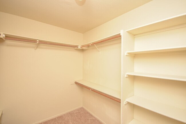 Building Photo - Single Story Spacious Home in Oceanside with a three car garage!